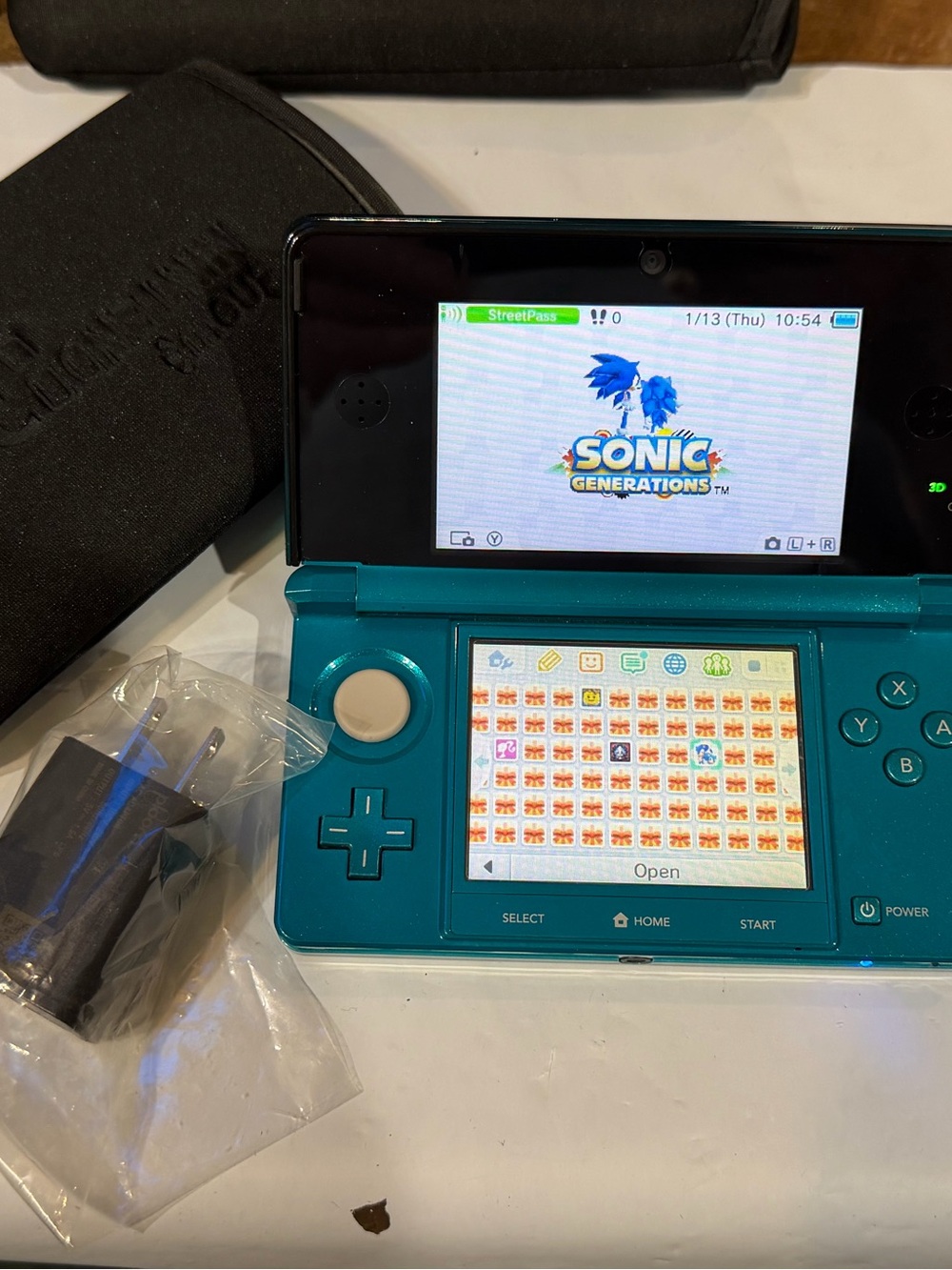 Nintendo 3DS Handheld Console - Teal Blue 128gb